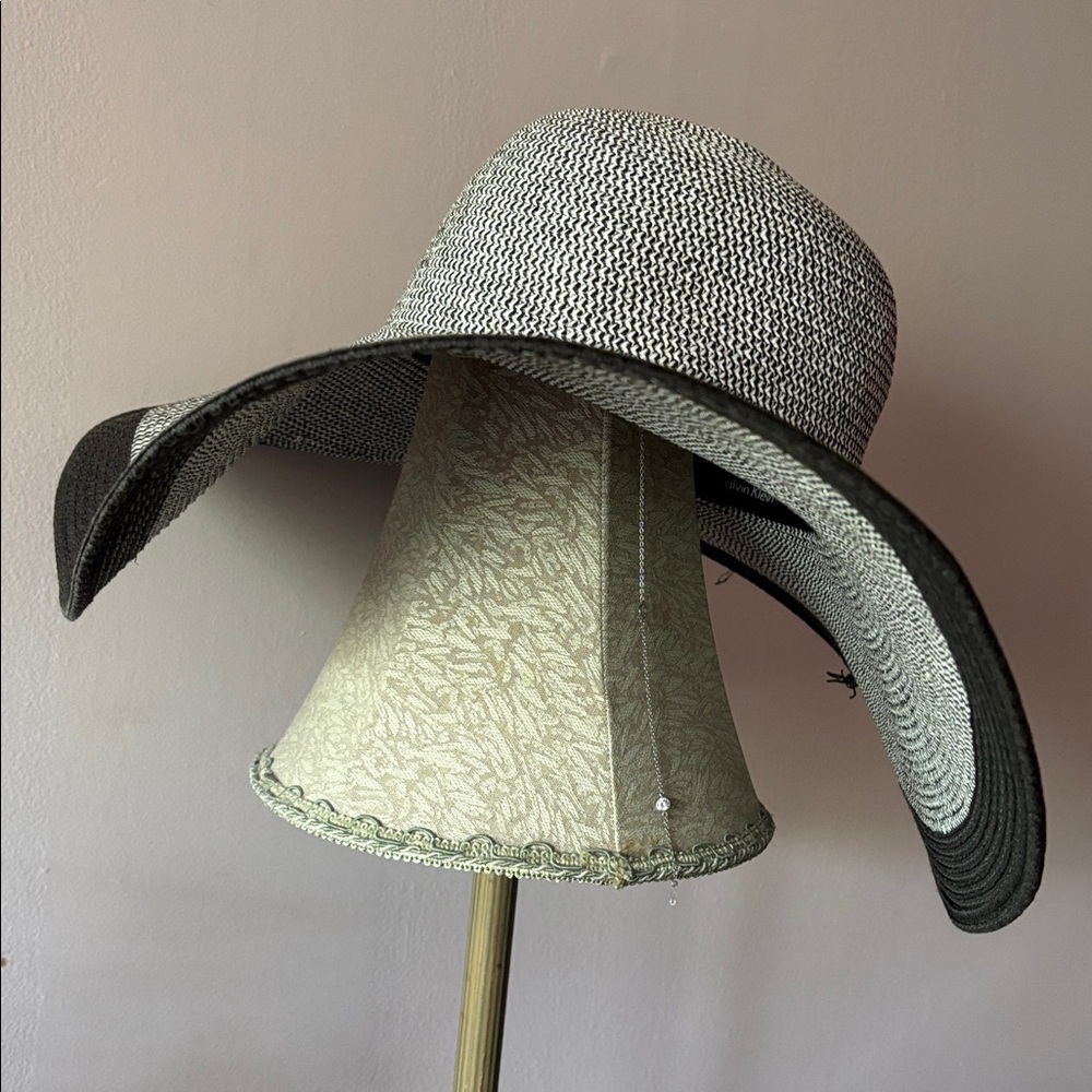 Calvin Klein Monochrome Patterned wide Rim Sun Hat with silver threads - Picture 3 of 10